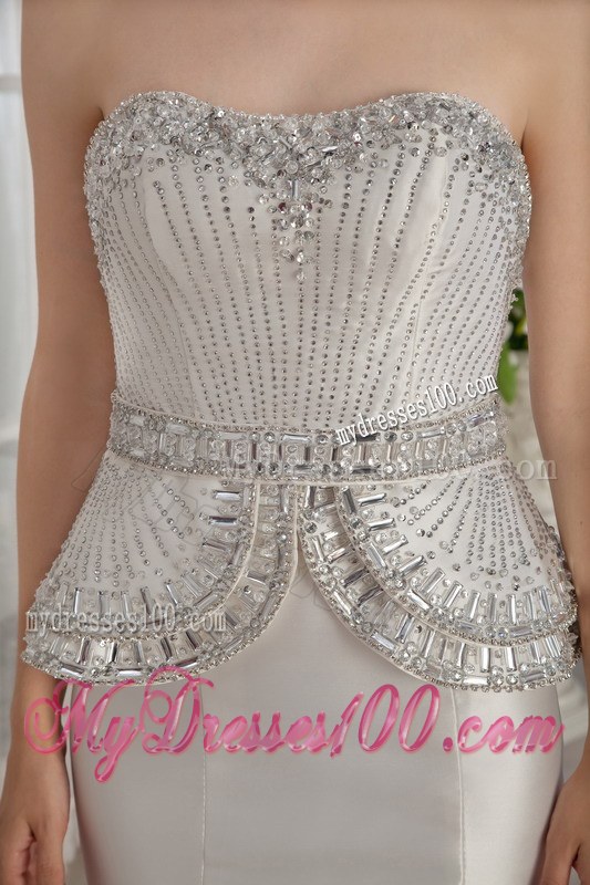 Exquisite Sweetheart Beading Mermaid Chapel Train White Bridal Dress
