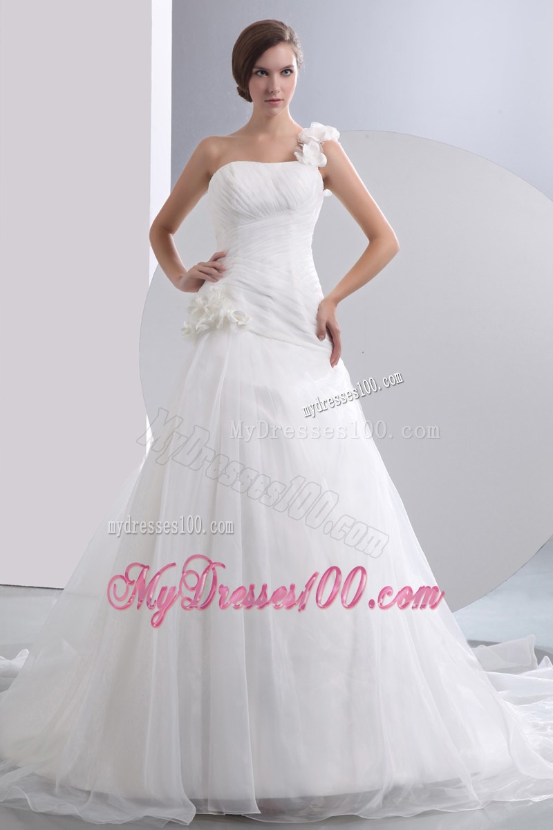 Hand Made Flowers Single One Shoulders Puffy Wedding Dresses with Court Train