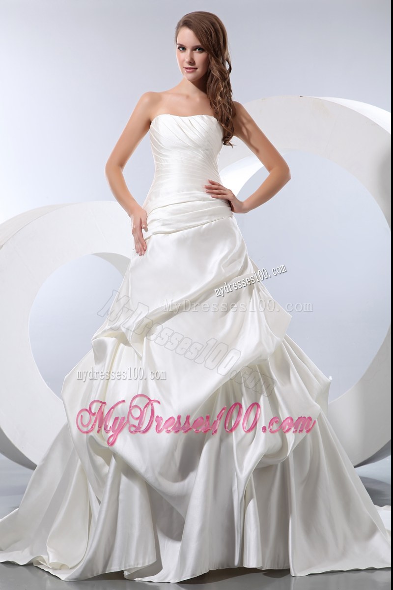 Ruching and Pick-ups Decorated Court Train Bridal Gowns with Lace-up Back