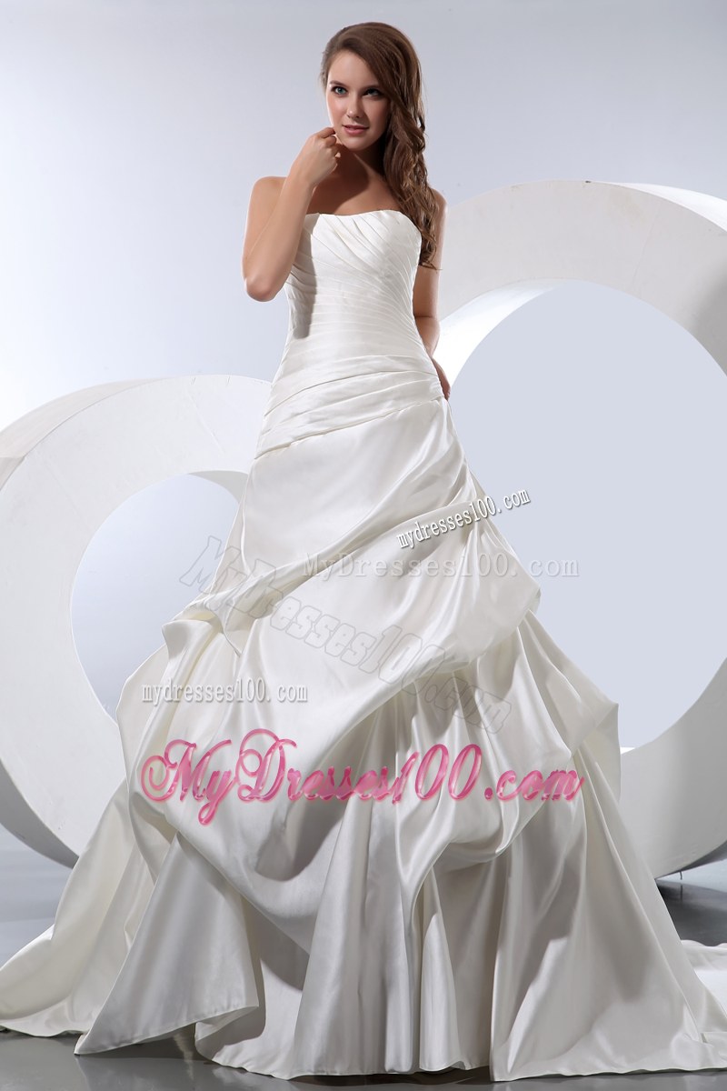Ruching and Pick-ups Decorated Court Train Bridal Gowns with Lace-up Back