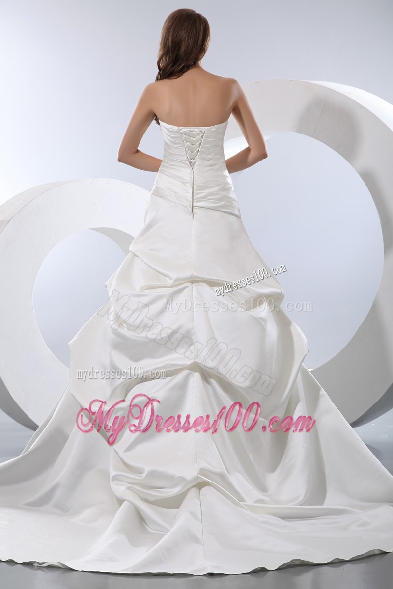 Ruching and Pick-ups Decorated Court Train Bridal Gowns with Lace-up Back
