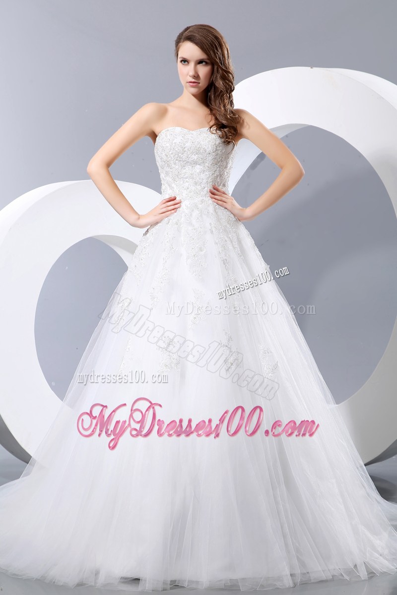 Diamonds and Floral Appliques Decorated Bridal Gowns with Brush Train