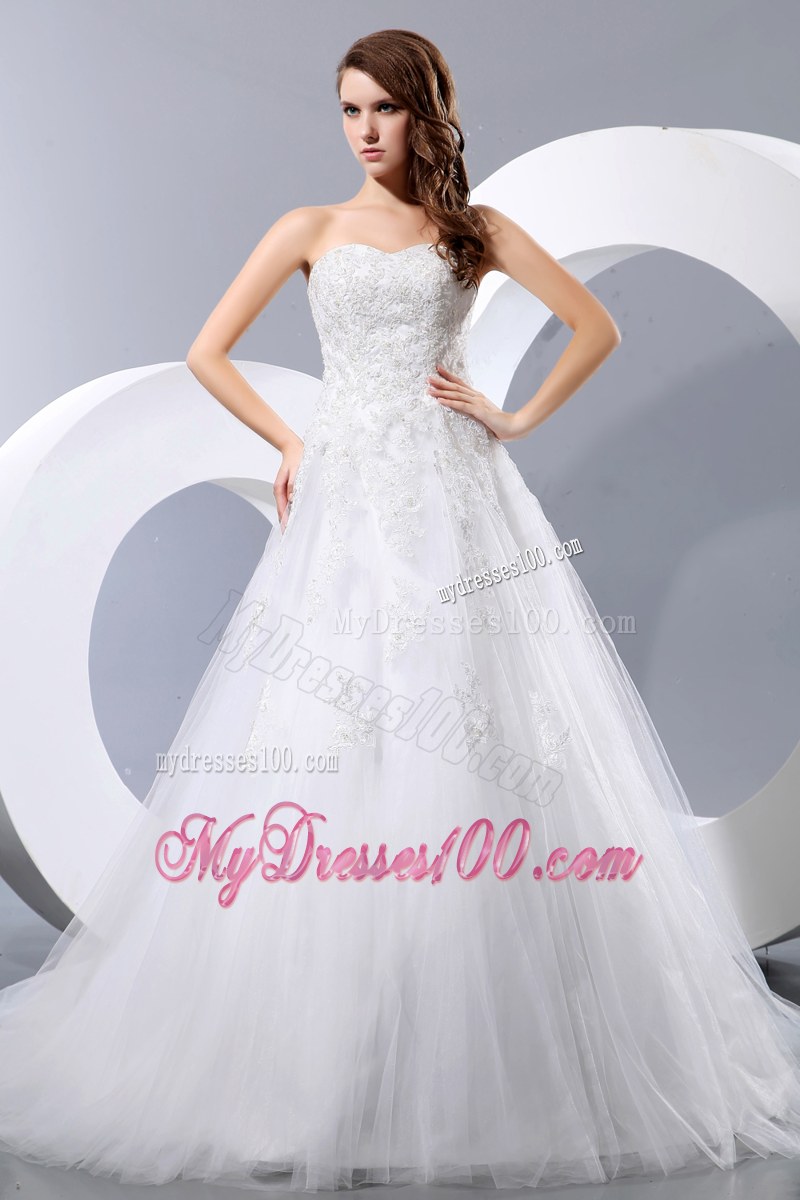 Diamonds and Floral Appliques Decorated Bridal Gowns with Brush Train