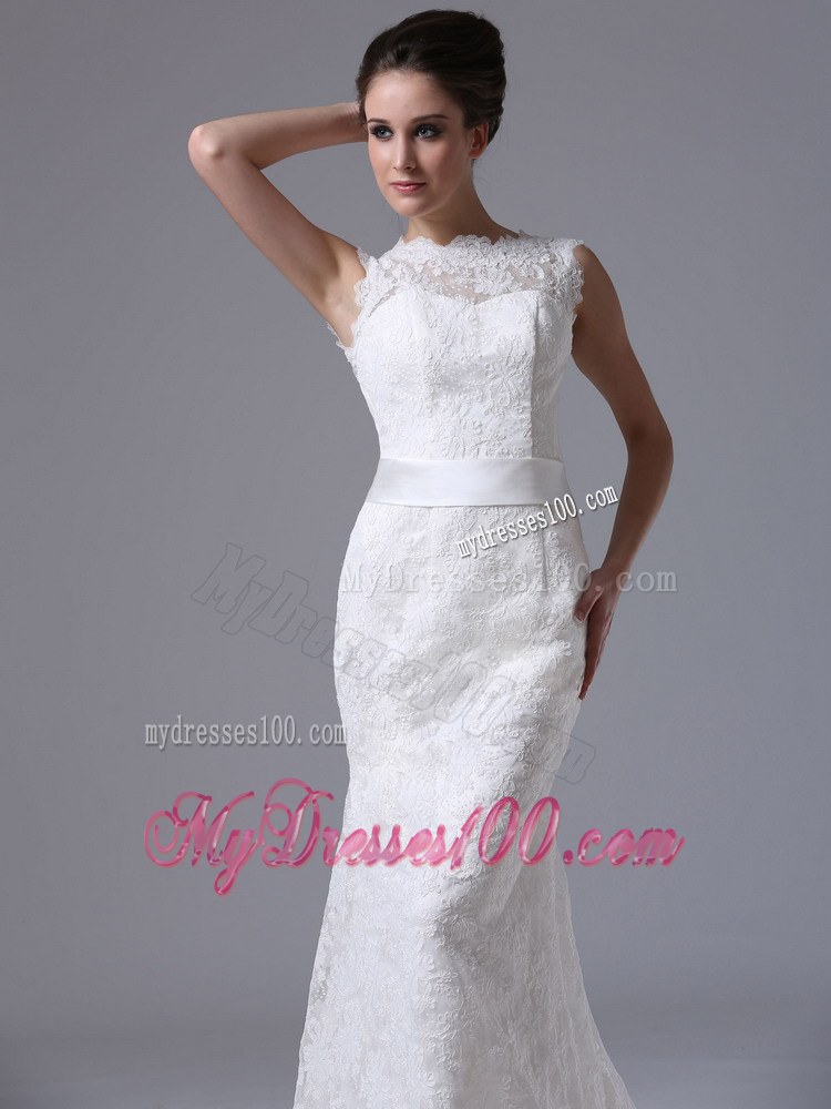 v-Cut Back Mermaid Lace Brush Train Bridal Gowns with Clasp Handle