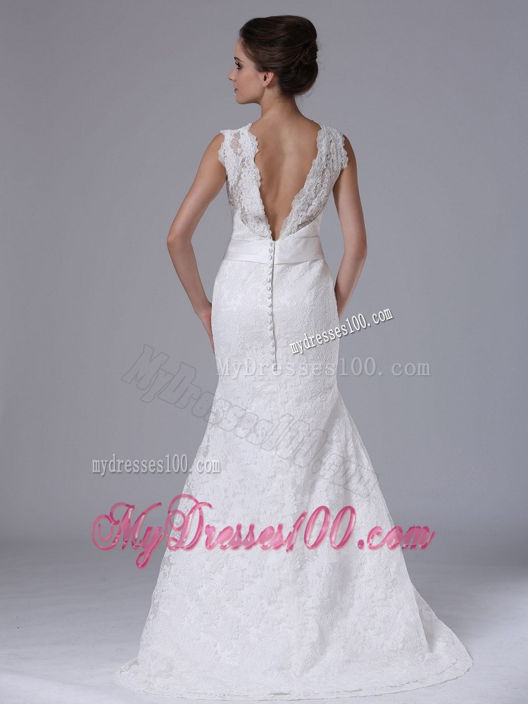v-Cut Back Mermaid Lace Brush Train Bridal Gowns with Clasp Handle