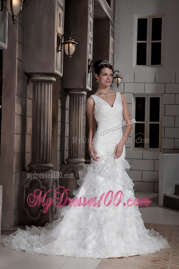 V-neck Sheath Clasp Handle Bridal Gown with Ruffled Layers Court Train