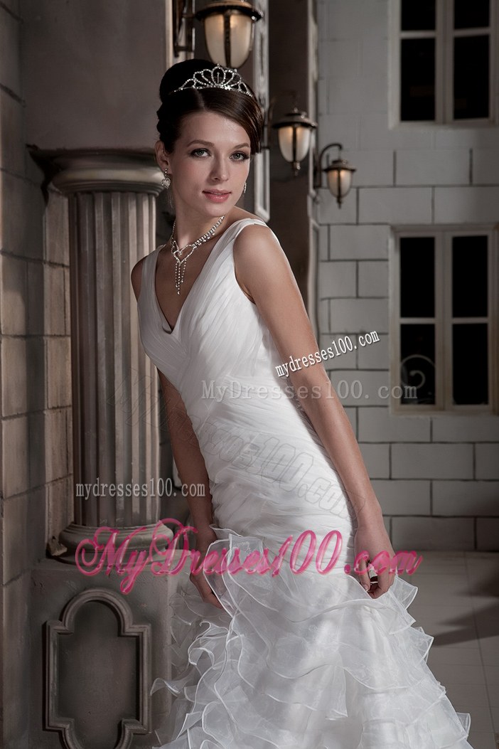 V-neck Sheath Clasp Handle Bridal Gown with Ruffled Layers Court Train