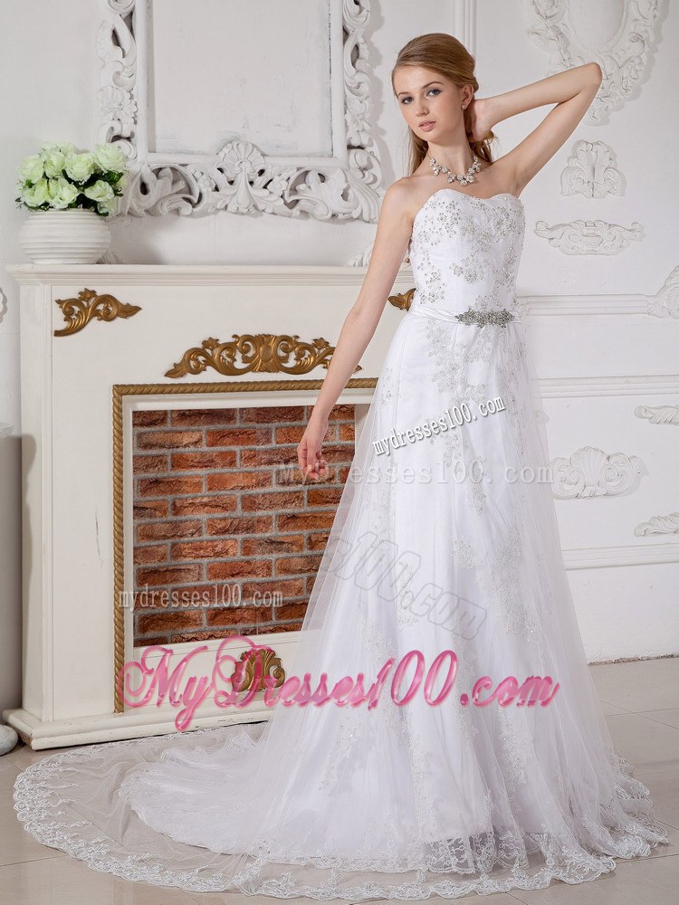 Empire Sweetheart Court Train Beading Decorated Lace Wedding Dress