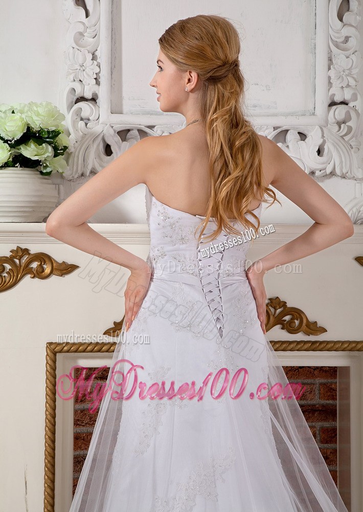 Empire Sweetheart Court Train Beading Decorated Lace Wedding Dress
