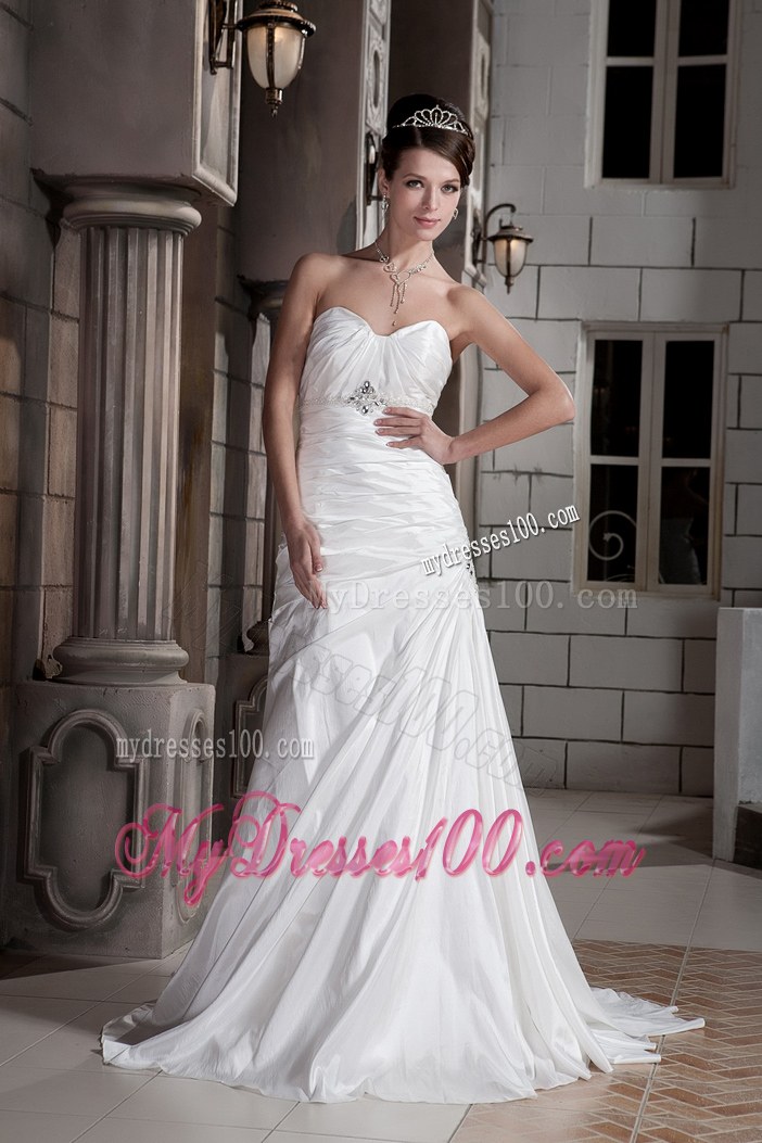 Lace-up Brush Train Bridal Gown Decorated by Beading and Ruching