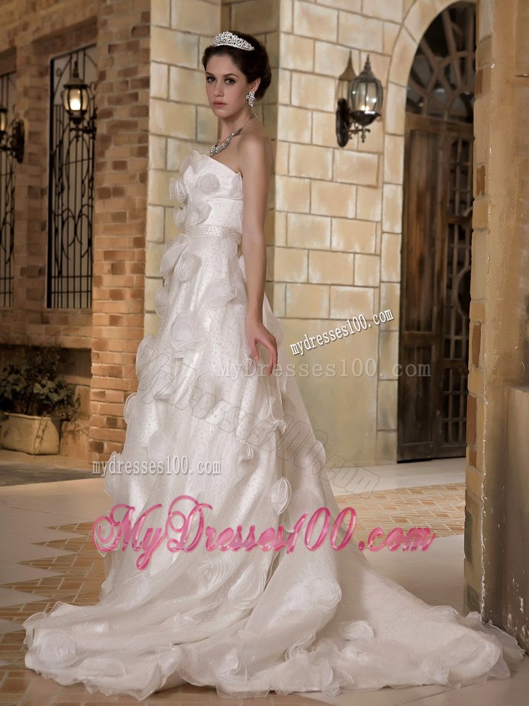 Brush Train Wedding Dress Decorated with Hand Made Flowers and Bowknot