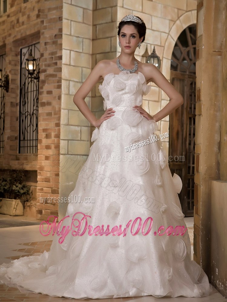 Brush Train Wedding Dress Decorated with Hand Made Flowers and Bowknot