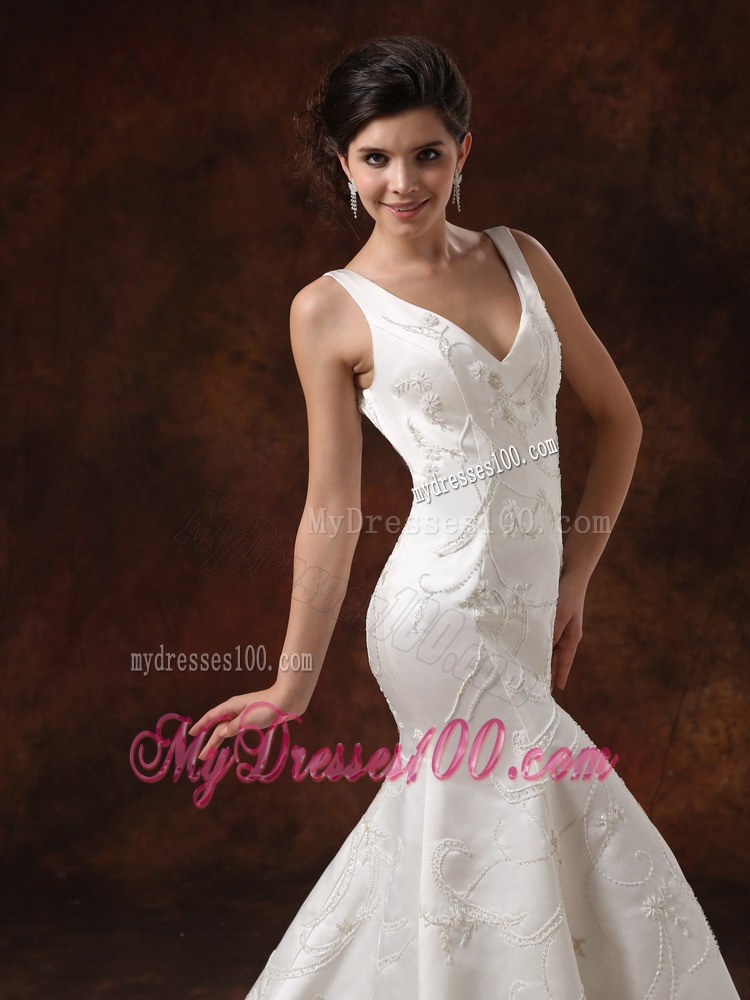 Latest Ivory V-neck Wedding Dress Mermaid Embroidery Chapel Train
