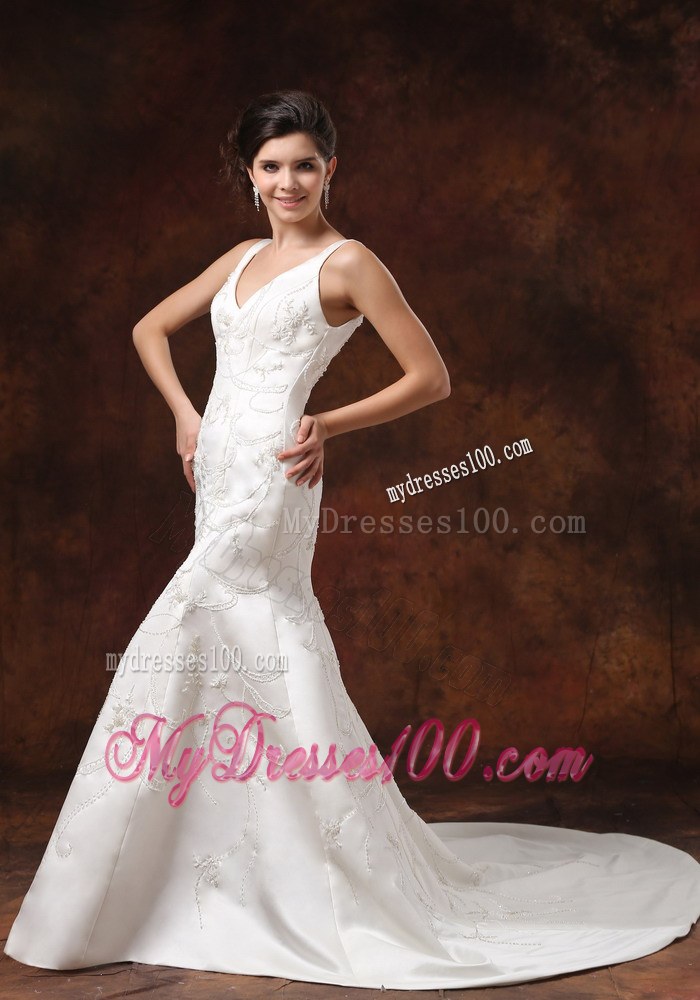 Latest Ivory V-neck Wedding Dress Mermaid Embroidery Chapel Train
