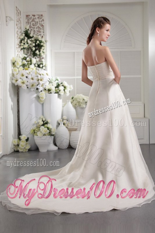 High Quality Ivory Ruche Embroidery Wedding Dress in Style