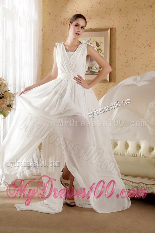 Extravagant Watteau Train V-neck White Wedding Dress Strapless