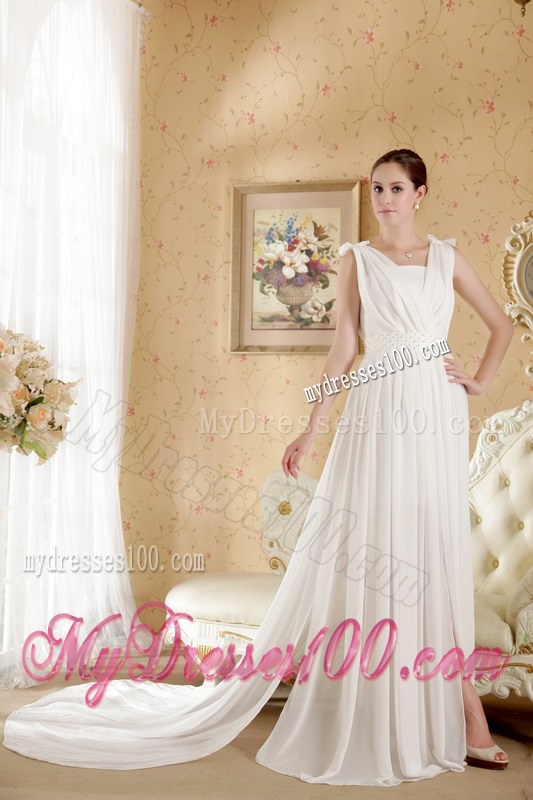 Extravagant Watteau Train V-neck White Wedding Dress Strapless