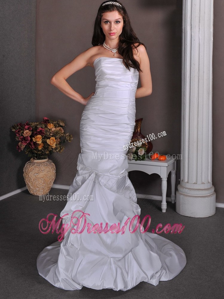 White Mermaid Ruche and Pick-ups Decorated Wedding Dresses with Sheer Jacket