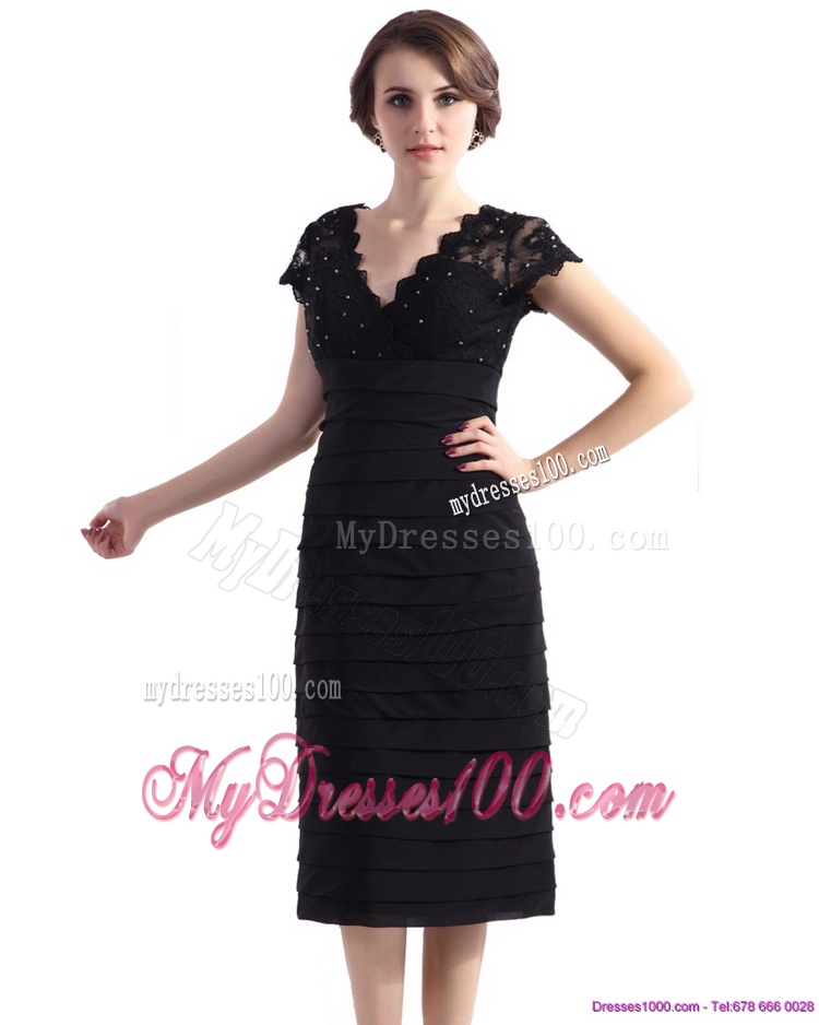2016 Cap Sleeves Black Evening Dress with Beading and Ruching