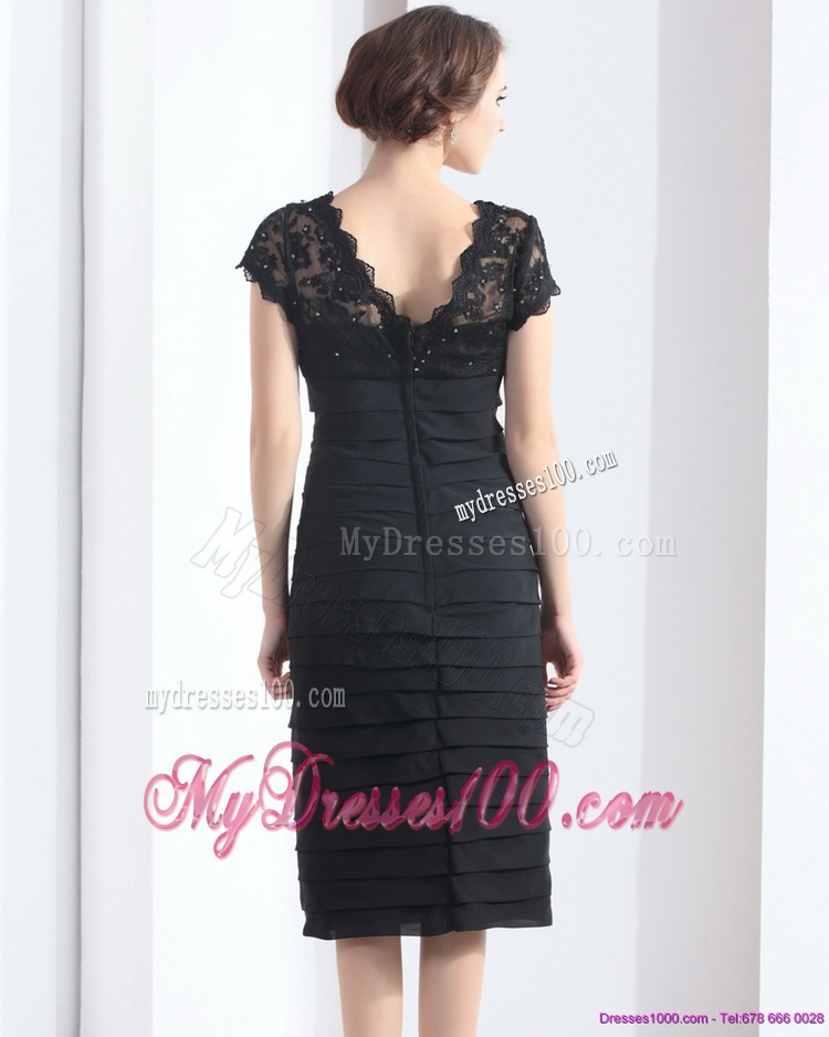 2016 Cap Sleeves Black Evening Dress with Beading and Ruching