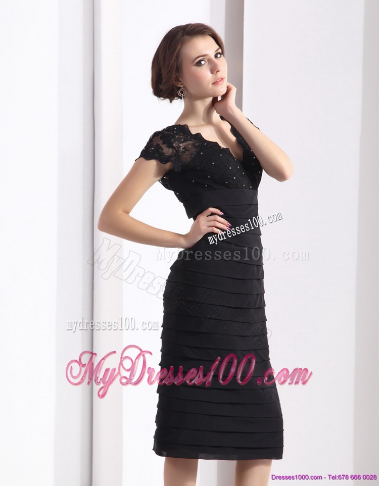 2016 Cap Sleeves Black Evening Dress with Beading and Ruching