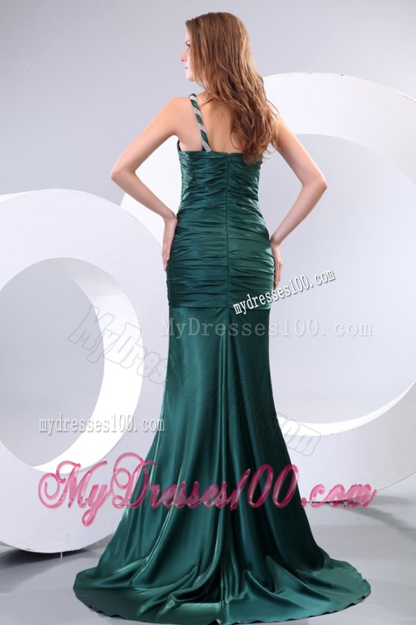 Affordable Mermaid One Shoulder Green Ruching Brush Train Evening Dress