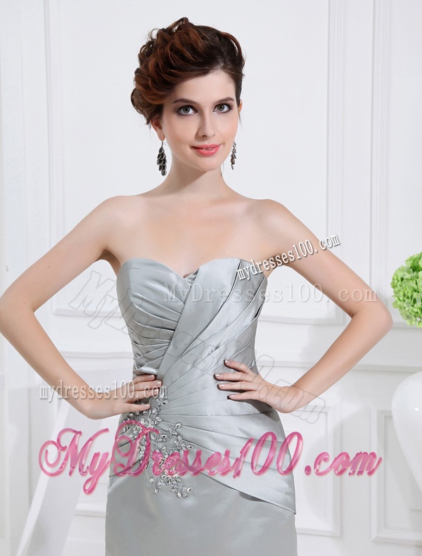 Sweetheart Mini-length Ruching and Appliques Grey Evening Dress