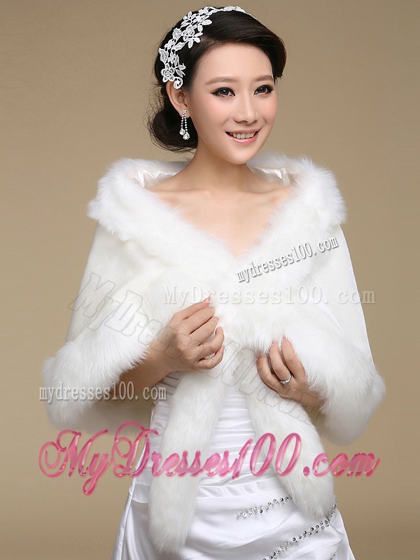 2016 Flirting Sweetheart Beading Wedding Dress with Brush Train
