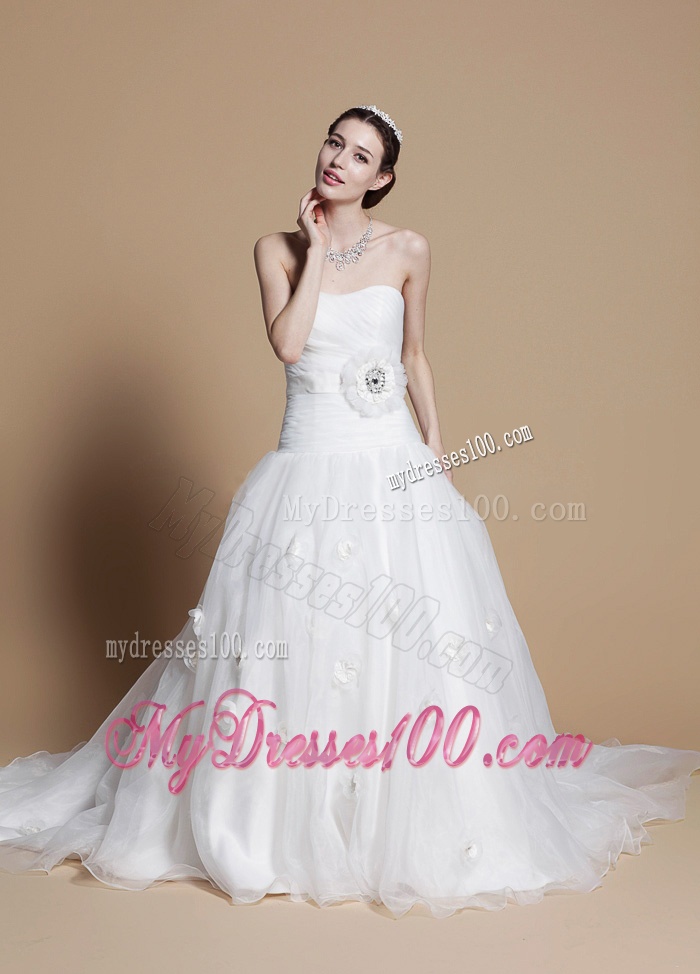 2016 Romantic A Line Strapless Wedding Dresses with Hand Made Flowers