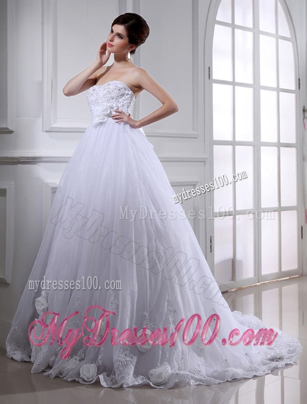 Ball Gown Strapless Appliques and Sequins Wedding Dress in White