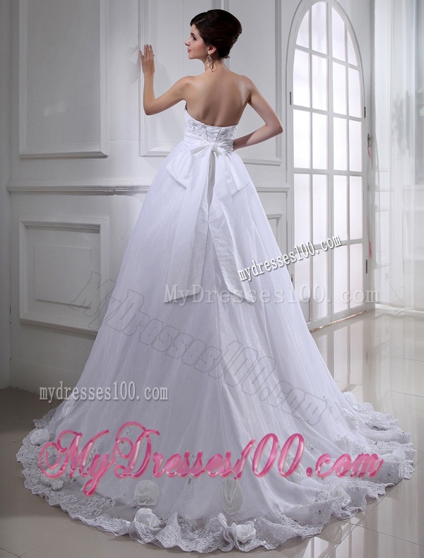 Ball Gown Strapless Appliques and Sequins Wedding Dress in White
