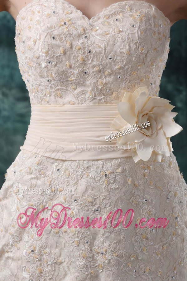 Champagne Column Sweetheart Knee-length Wedding Dress with Flowers