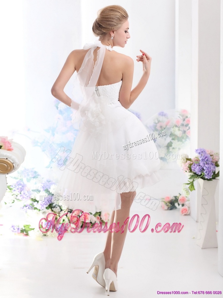 Cheap Halter Top Laced Bridal Gowns in White
