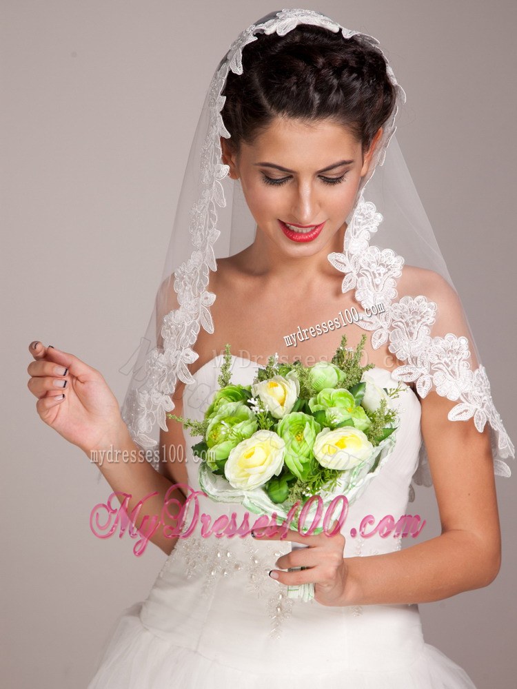 Beautiful Light Yellow And Green Round Wedding Bridal Bouquet