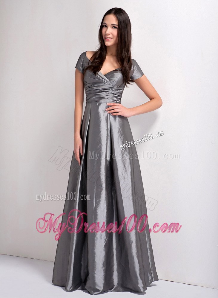 Modest Grey Short Sleeves Mother of the Brides Dress V-neck Ruched Floor-length
