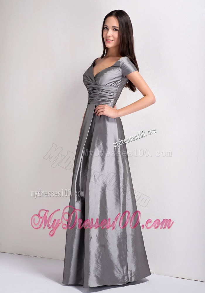 Modest Grey Short Sleeves Mother of the Brides Dress V-neck Ruched Floor-length