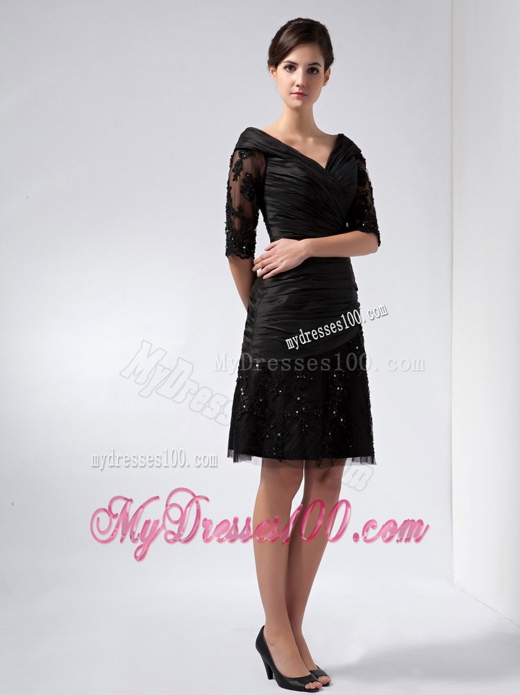Beautiful Black Column Mother of the Bride Dress V-neck Knee-length Beading Lace