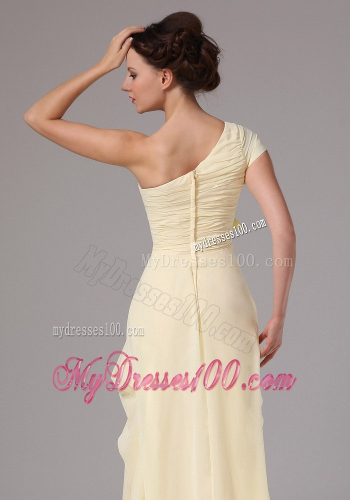 One Shoulder Hand Made Flower Brush Train Light Yellow Mother of Bride Dress