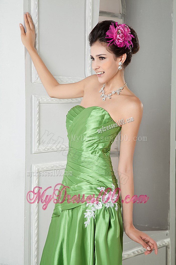 Spring Green Sweetheart Ruched Pleating Appliques Mother Of The Bride Dress