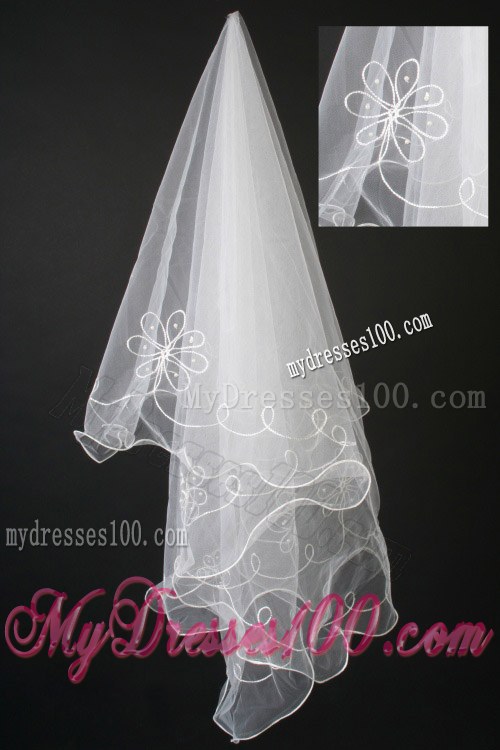 Elegant Organza Appliques Bridal Veil