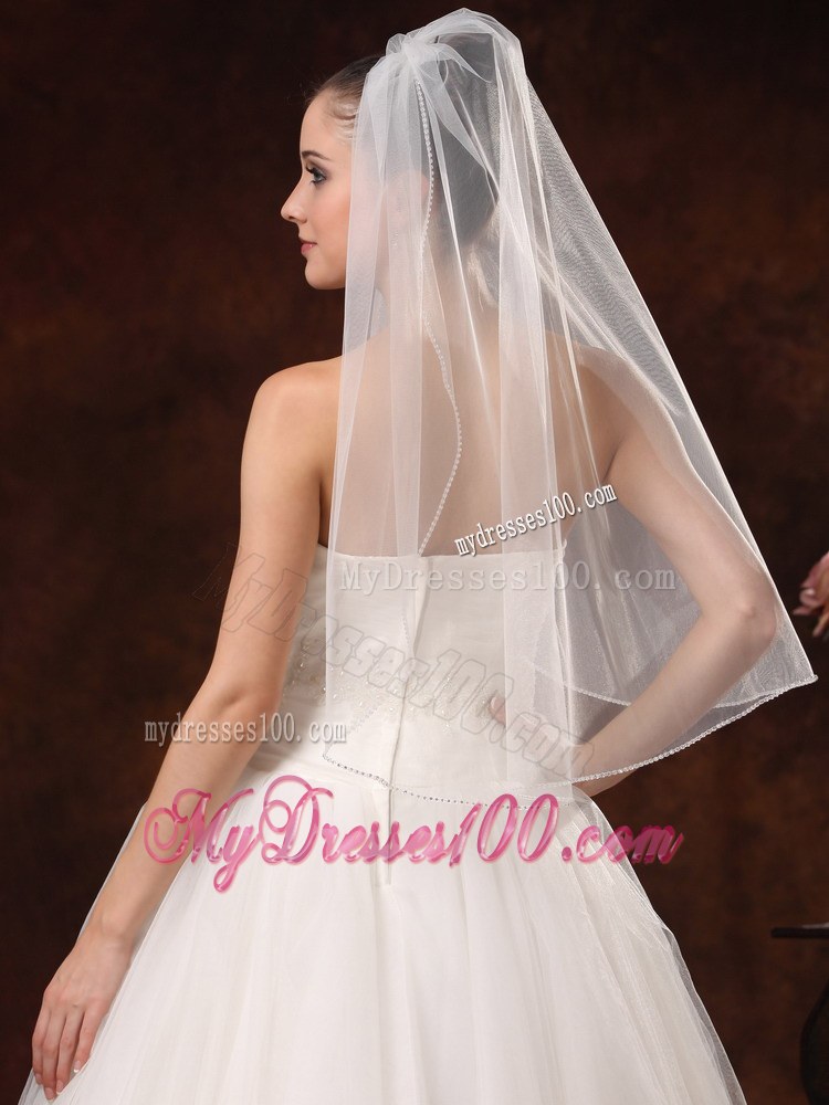 Graceful One-tier Beautiful Organza With Pearl Bridal Veils