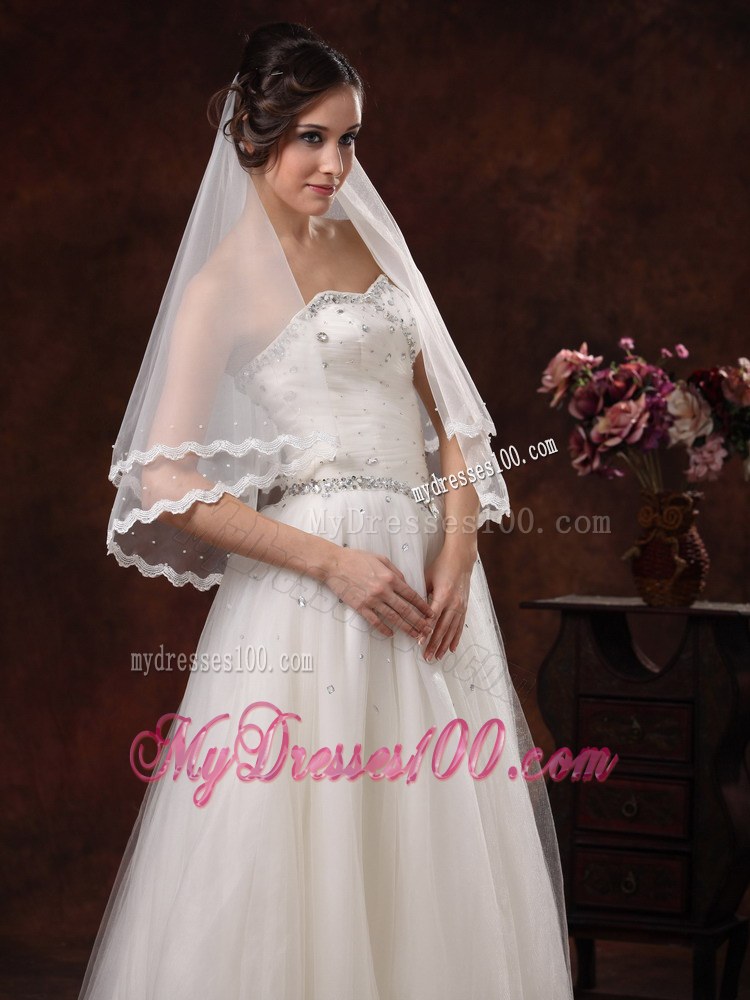 Graceful Pearl Trim Edge Organza Wedding Veils