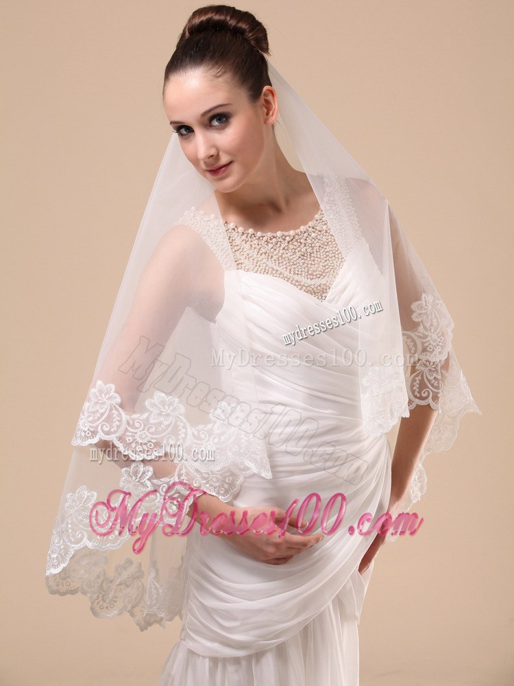 Lace Appliques Tulle Graceful Wedding Veil