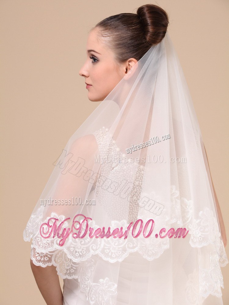 Lace Appliques Tulle Graceful Wedding Veil