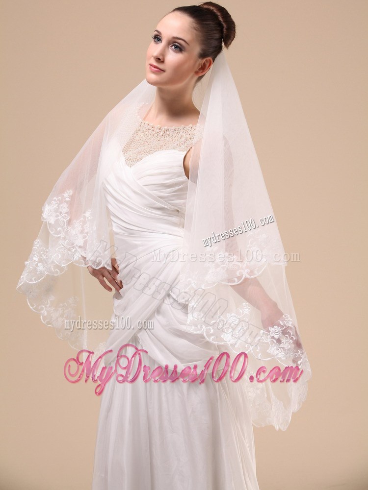 Lace Appliques Tulle Graceful Wedding Veil