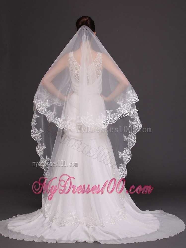 Lace Appliques Tulle Graceful Wedding Veil