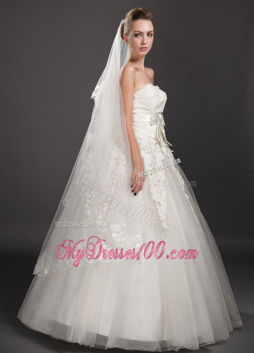 Lace Appliques Tulle Graceful Wedding Veil