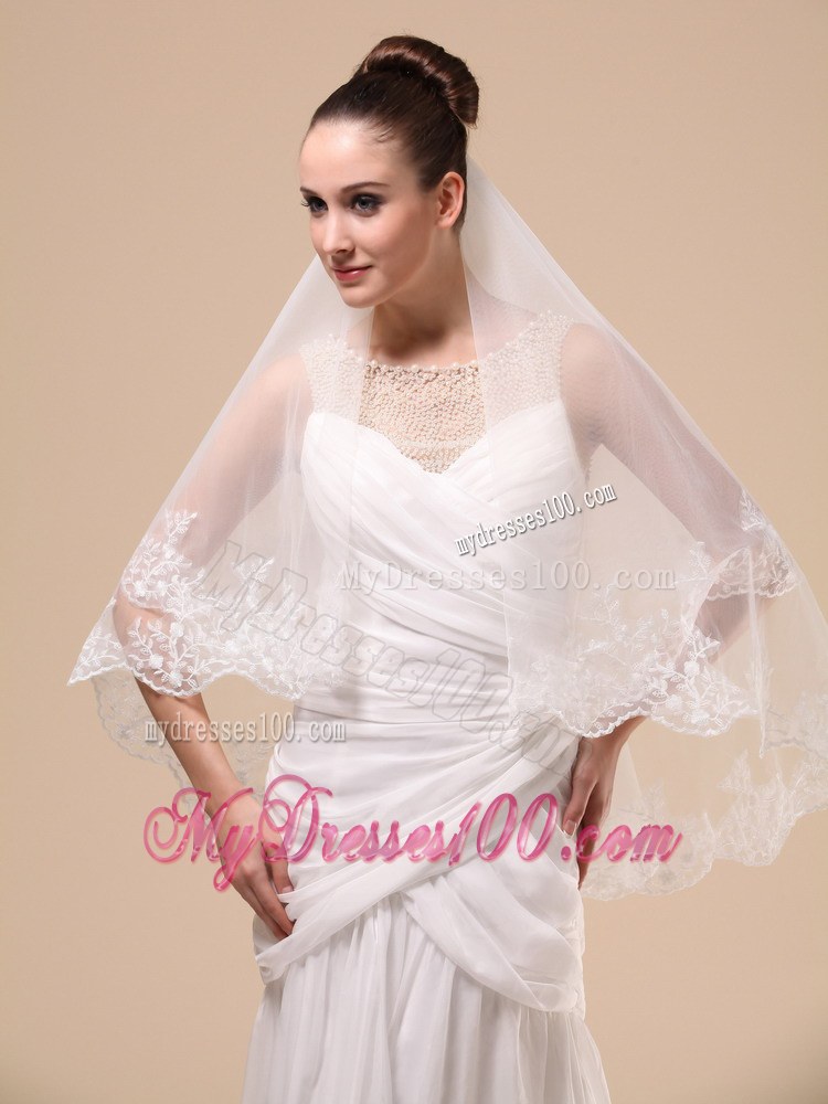 Lace Appliques Two-tier Tulle Popular Wedding Veil