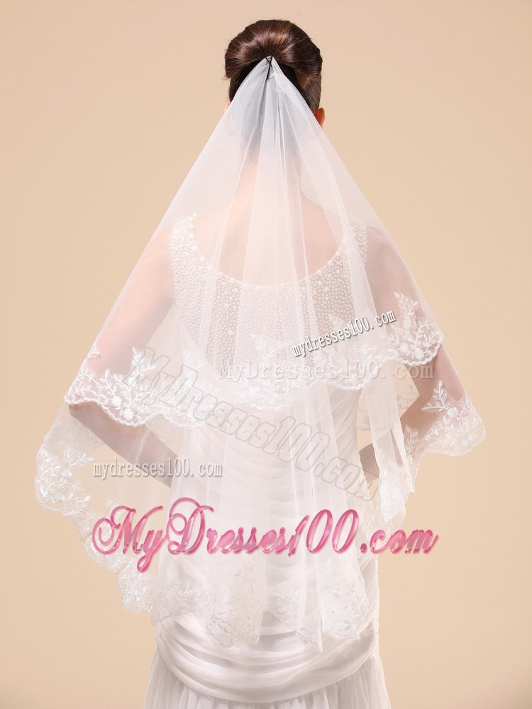 Lace Appliques Two-tier Tulle Popular Wedding Veil