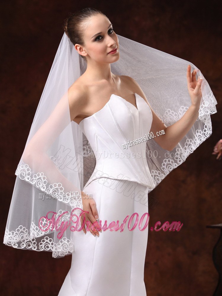 Perfect Applique Edge Organza Wedding Veil